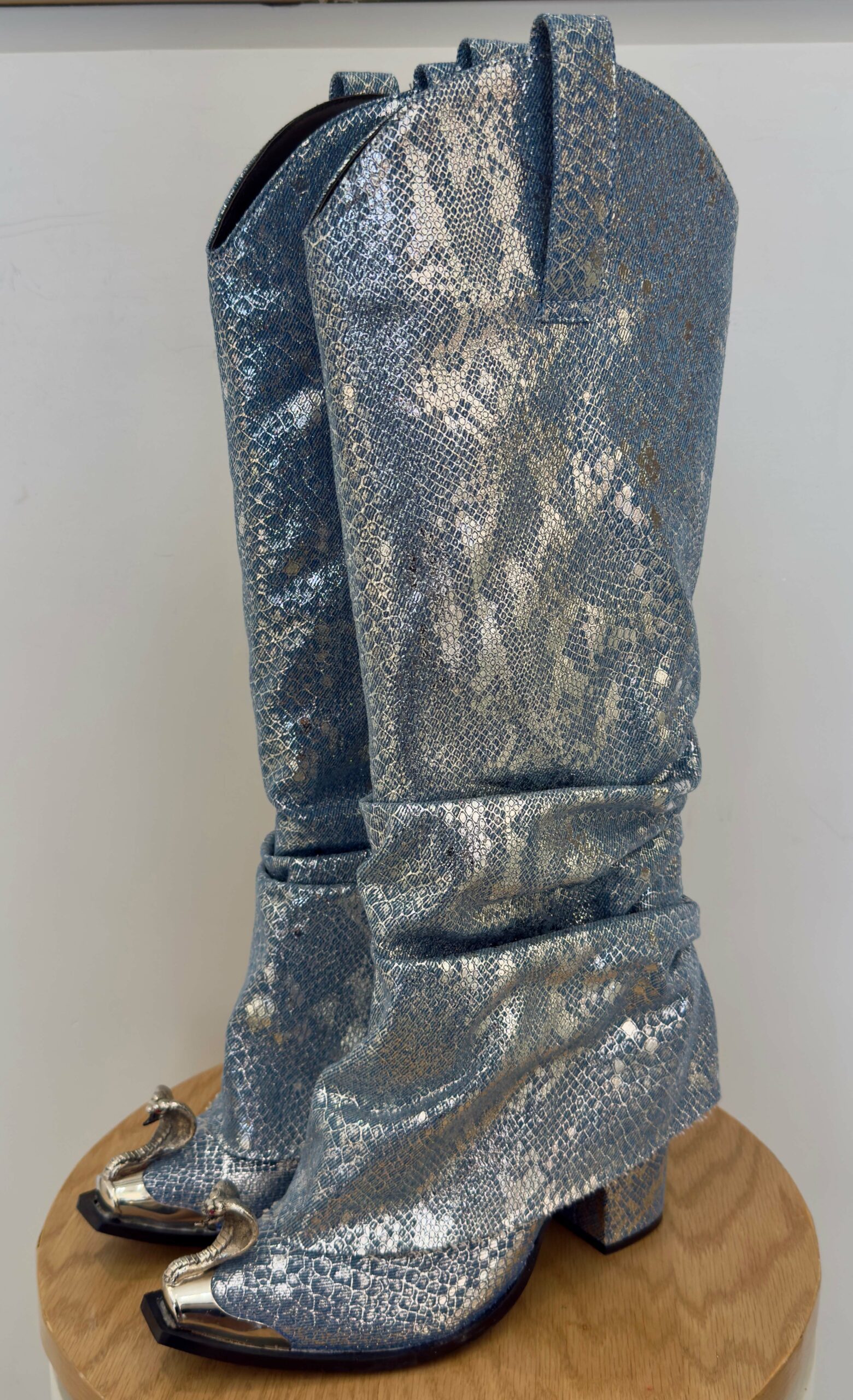 Renee Denim Snake Plata